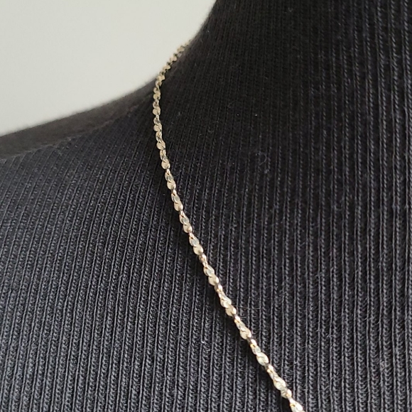Diamond look necklace - Picture 6 of 13